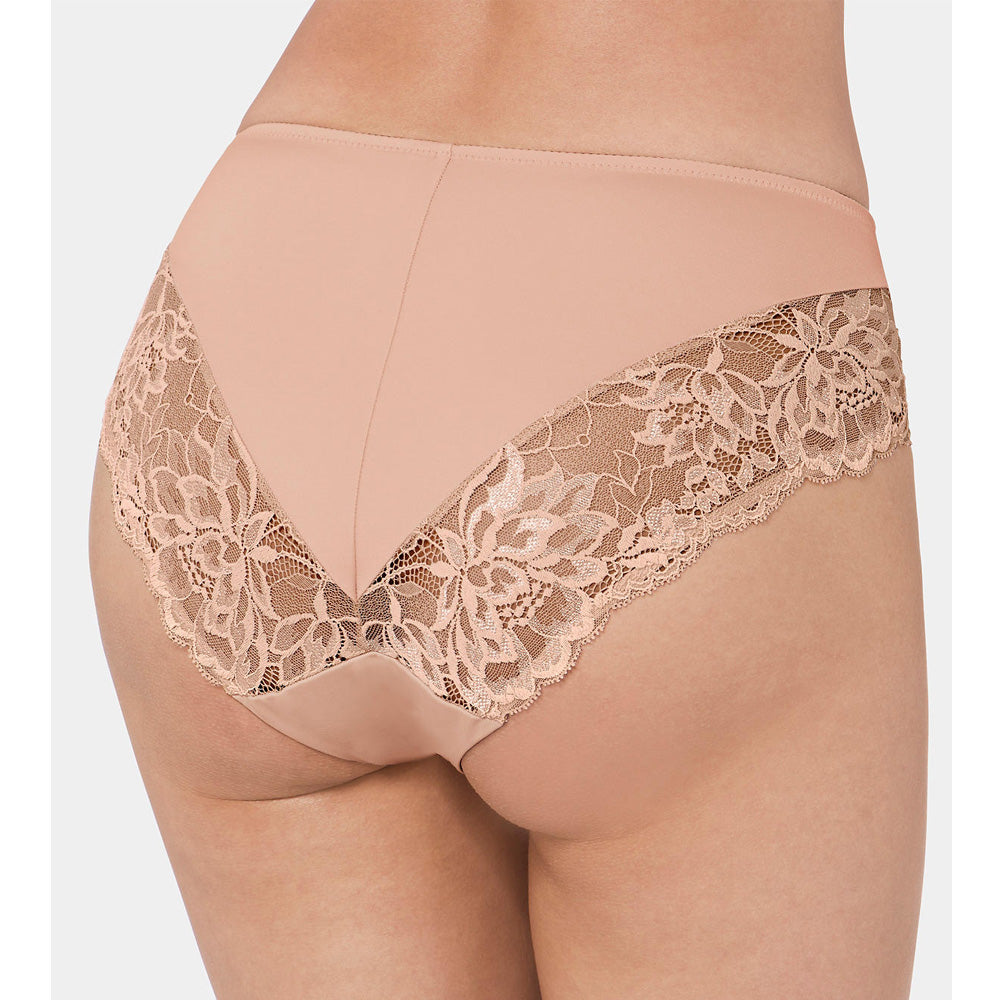 Upload image to gallery, High-cut panties with lace inserts - Triumph