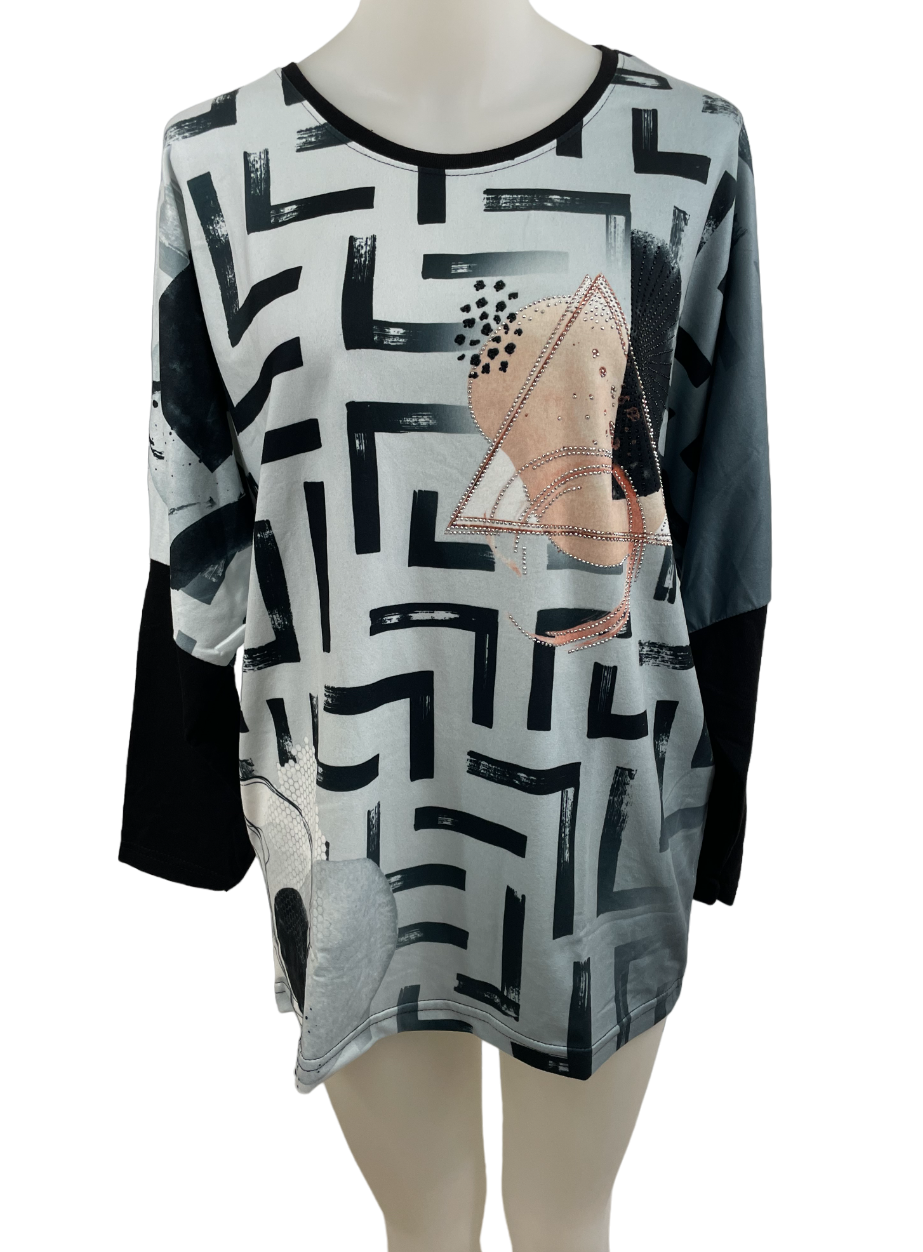 Upload image to gallery, Printed gradient Top front/back with rhinestone appliqués
