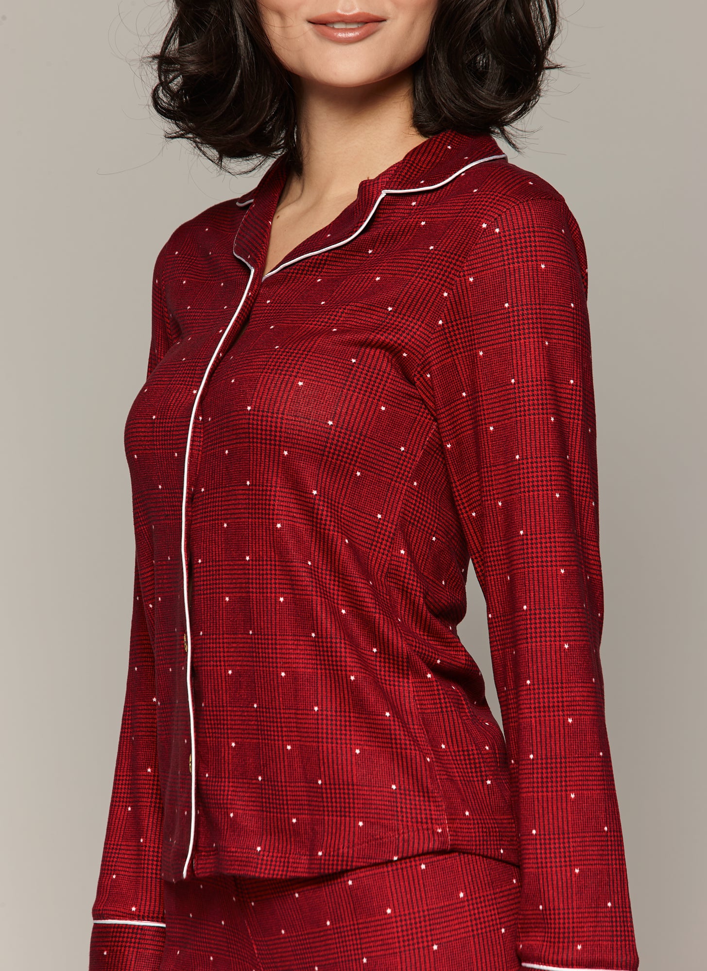 Upload image to gallery, Pyjamas buttoned with checks or fir prints

