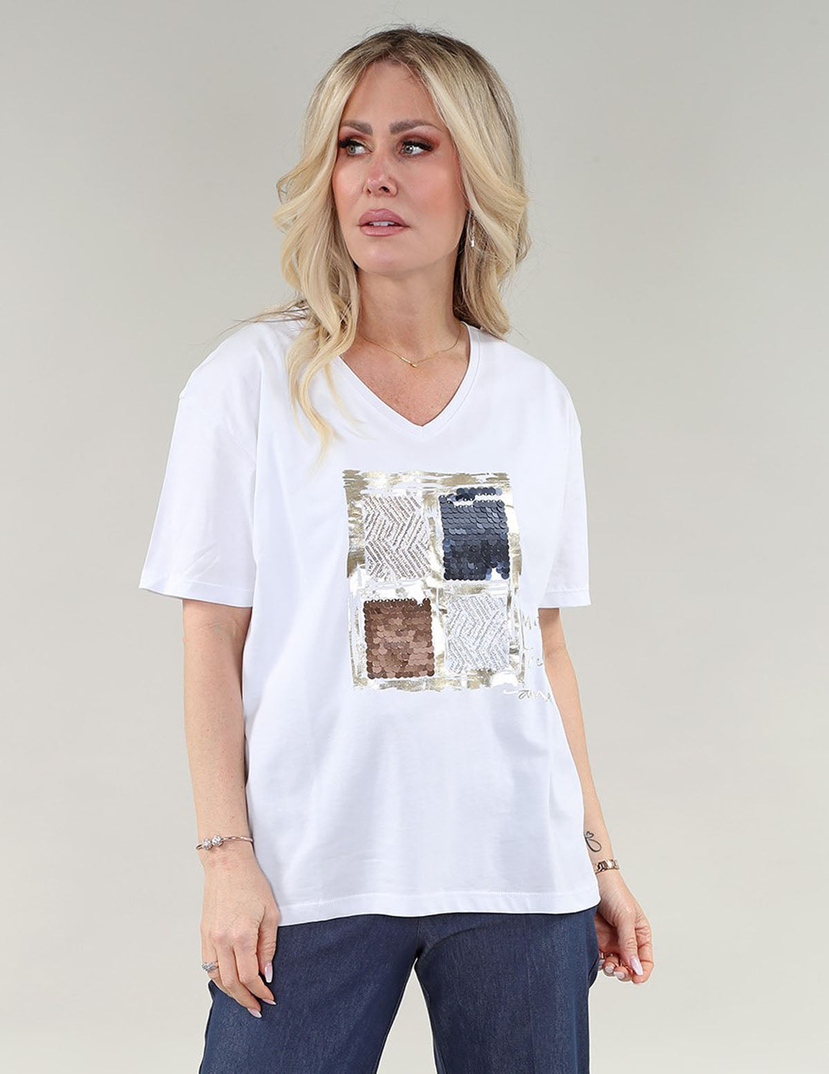 Upload image to gallery, Cotton T-shirt with glossy appliqué/sequins - Michael Tyler
