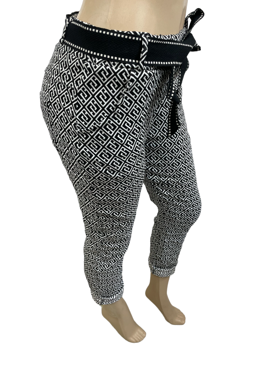 Charger l'image dans la galerie, Pantalon d'Italie au style froissé avec ceinture
