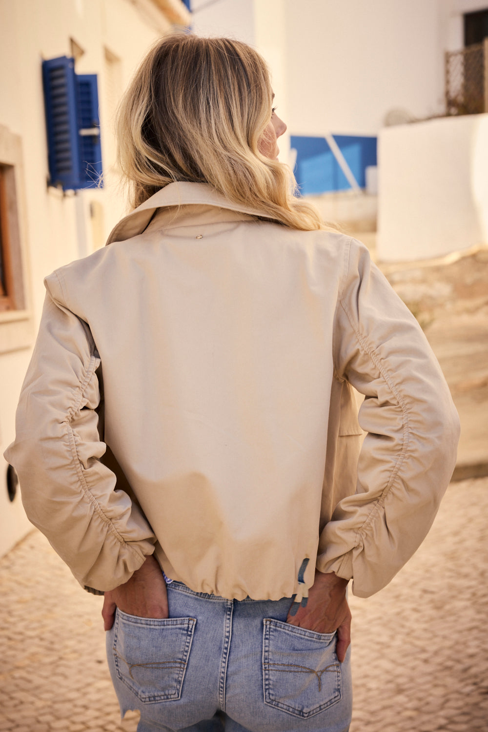 Load image in gallery, Trench jacket with gold buttons - Tramontana
