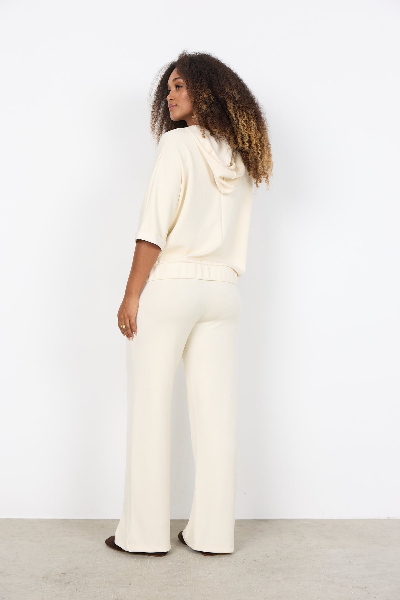 Charger l'image dans la galerie, Veste en tricot de modal - Soya Concept
