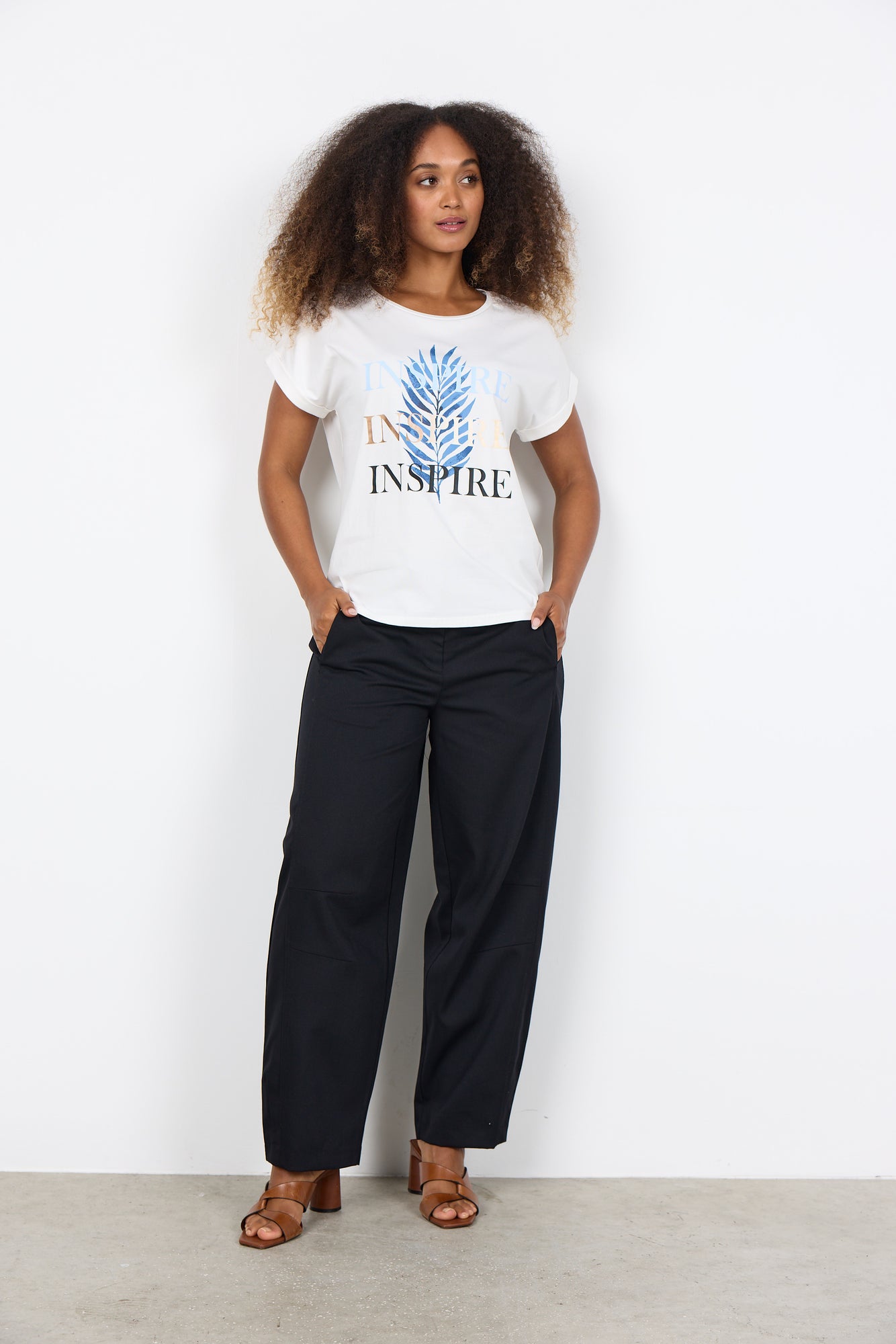 Charger l'image dans la galerie, T-shirt en coton imprimé Inspire
