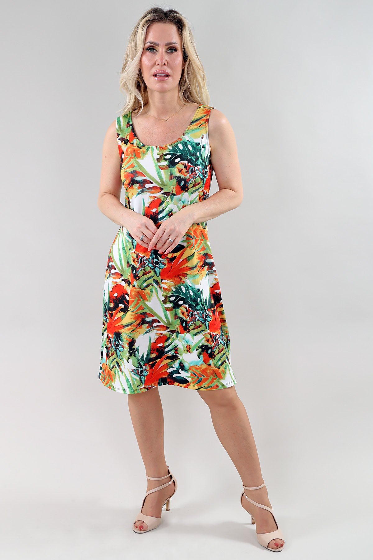 Charger l'image dans la galerie, Robe soleil imprimée tropicale promo
