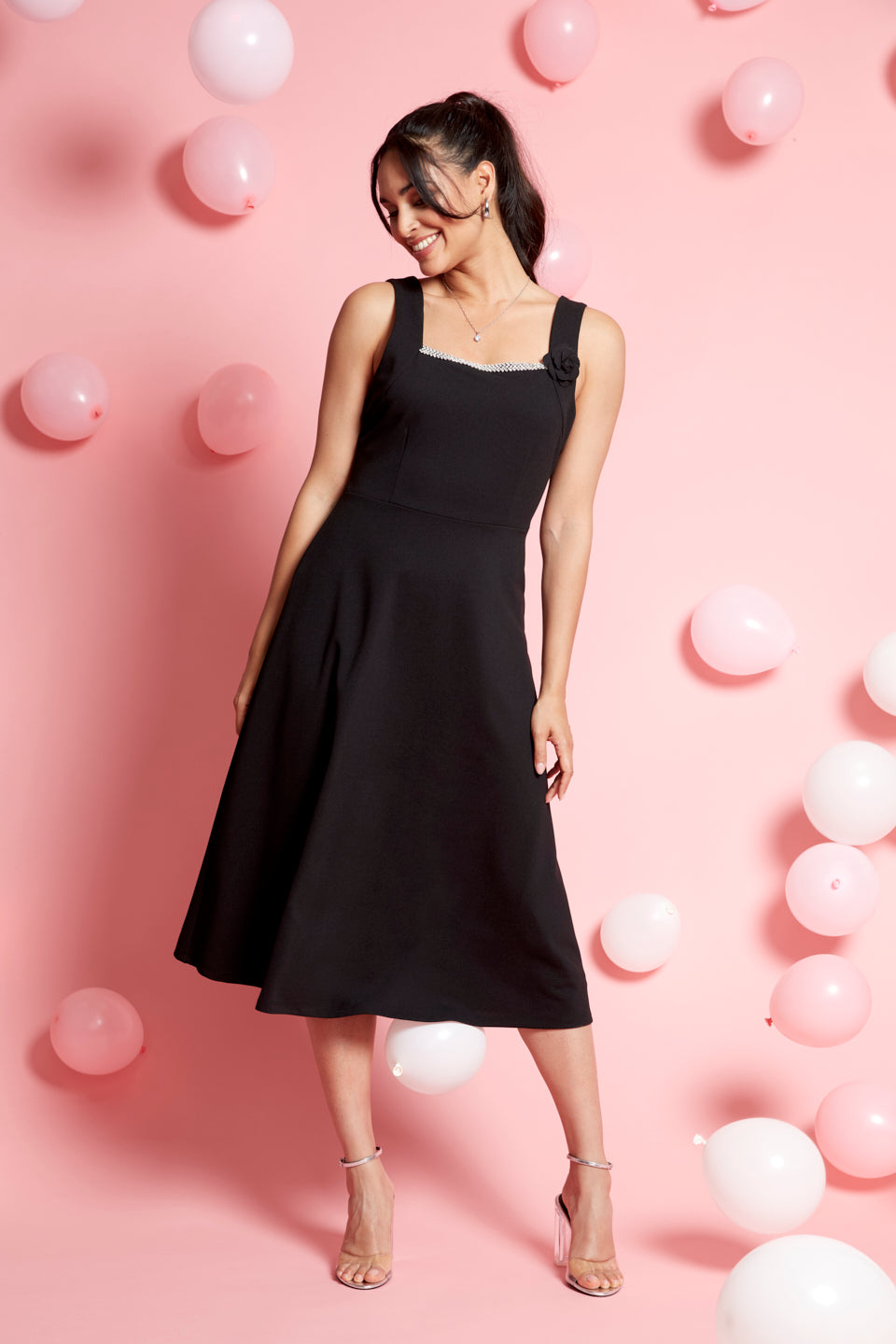 Elegant dress with sparkling square collar - Compli K Noir