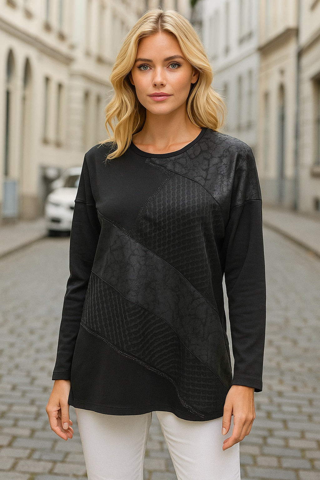 Top with leatherette inserts and mesh lined fabric