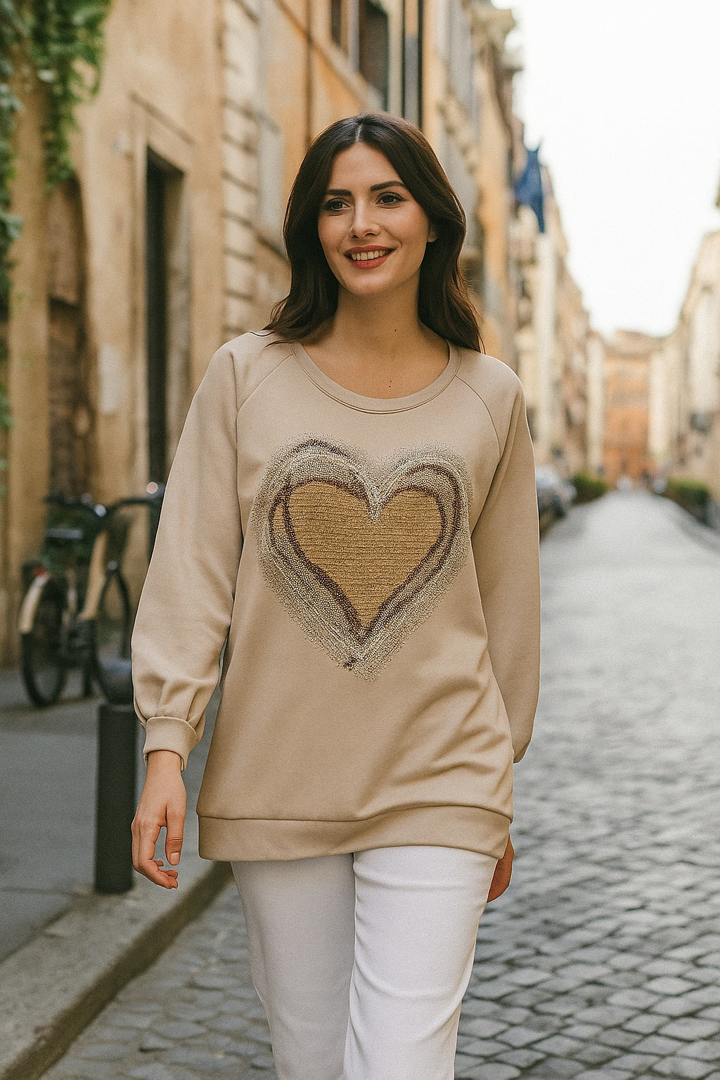 Round-neck sweater with heart appliqué