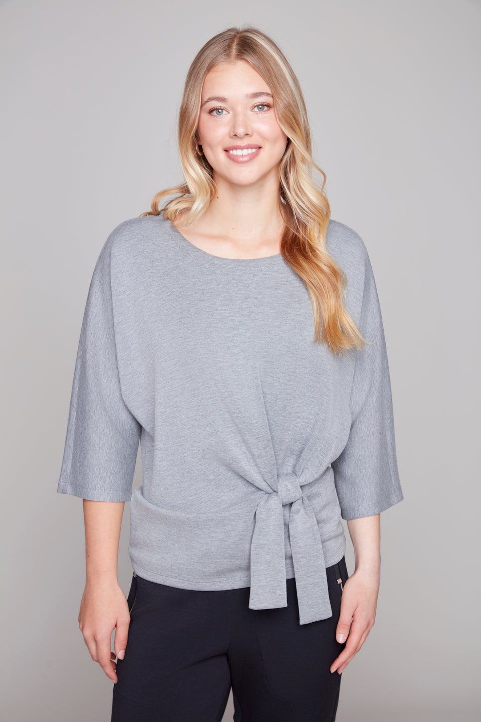 Top with flared sleeves and bow - Carré Noir
