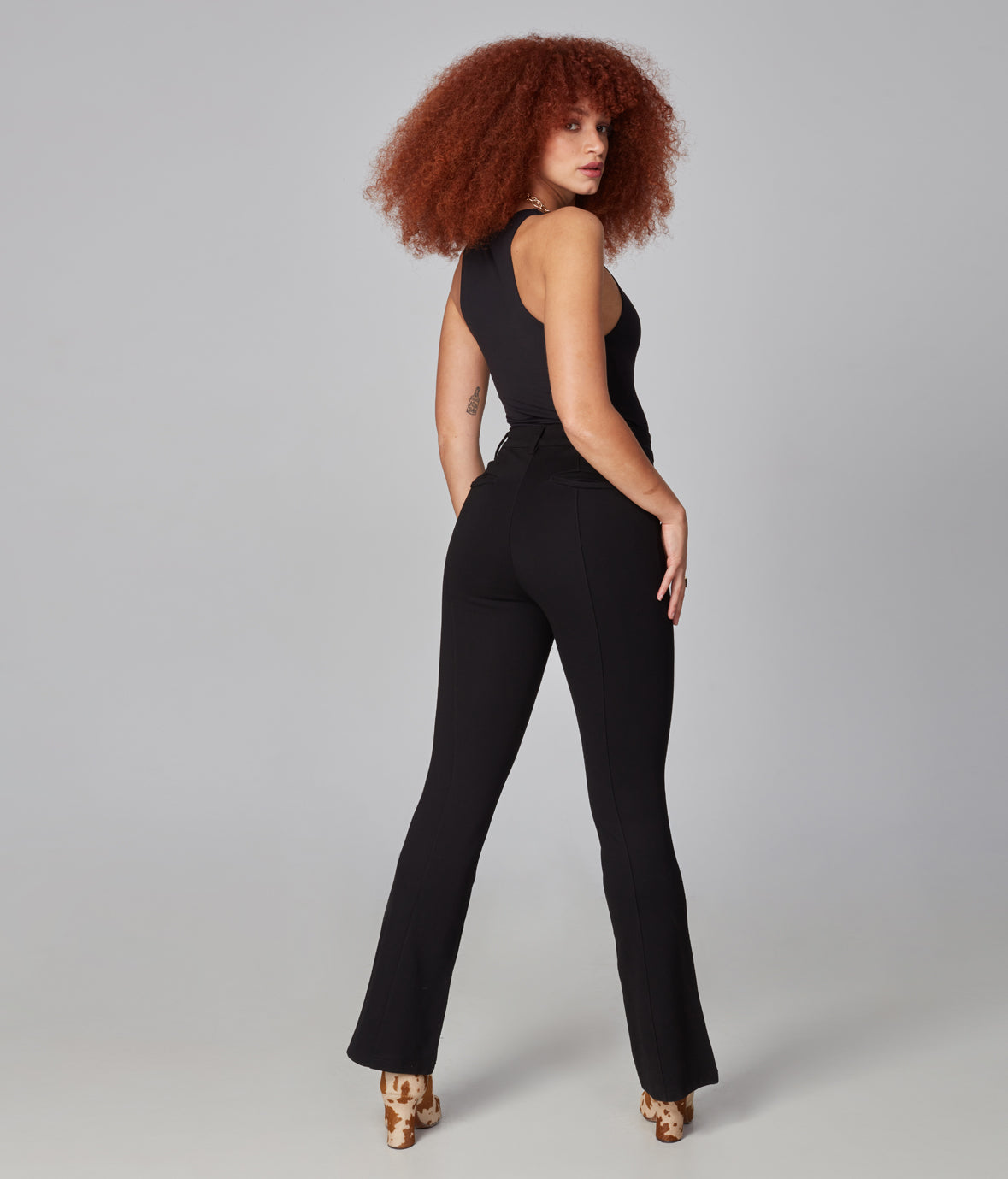 Upload image to gallery, Azure Ponte flared pants with topstitching - Lola Jeans
