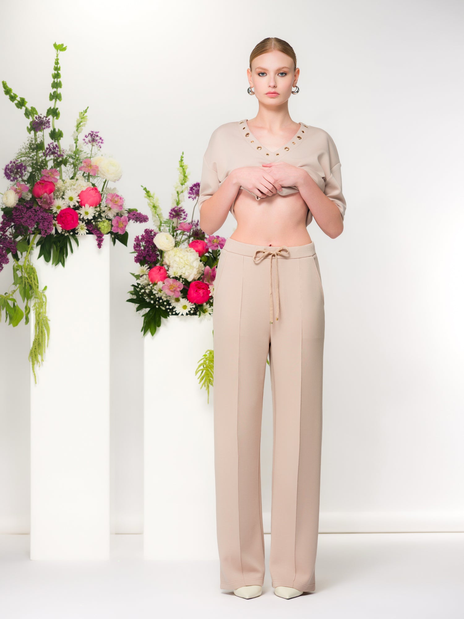 Upload image to gallery, Straight pants with topstitching - Elena Wang
