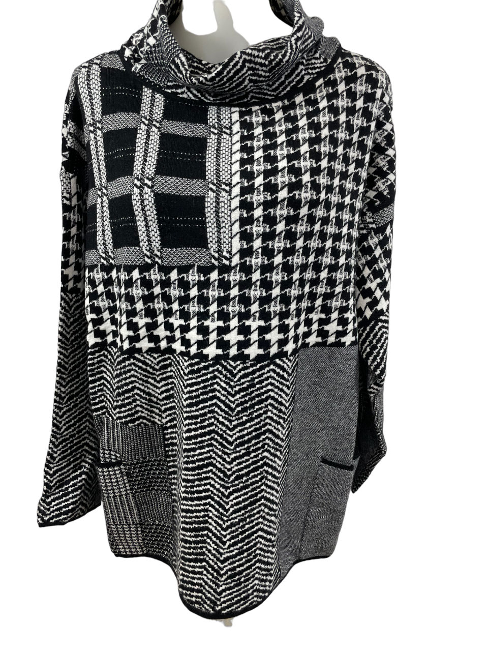 Charger l'image dans la galerie, Haut en tricot aux patchs multi avec poches avant
