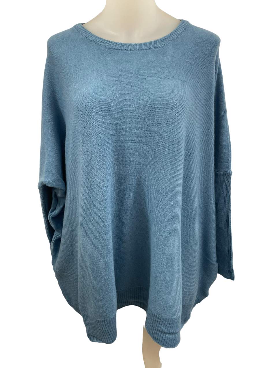 Upload image to gallery, Oversized knit Top + small bag
