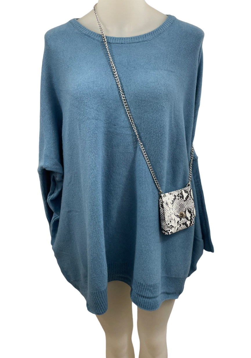 Upload image to gallery, Oversized knit Top + small bag

