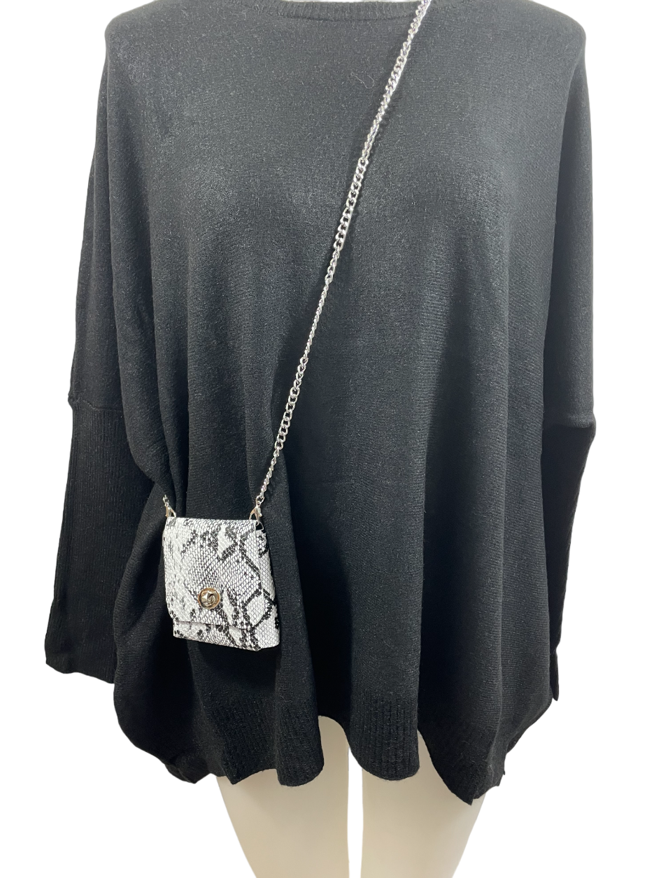 Upload image to gallery, Oversized knit Top + small bag
