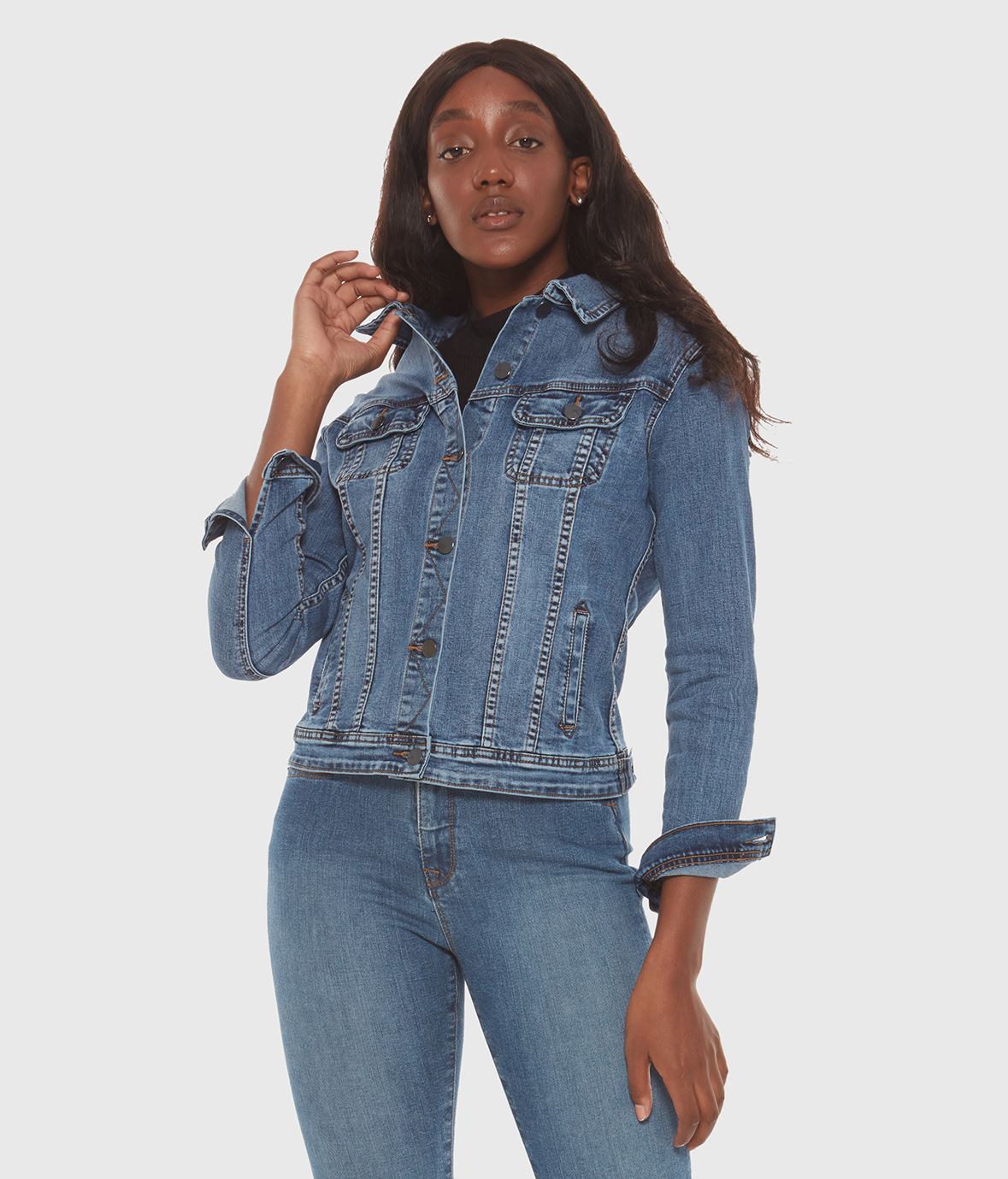 Charger l'image dans la galerie, Veste classique en jean extensible - Lola Jeans
