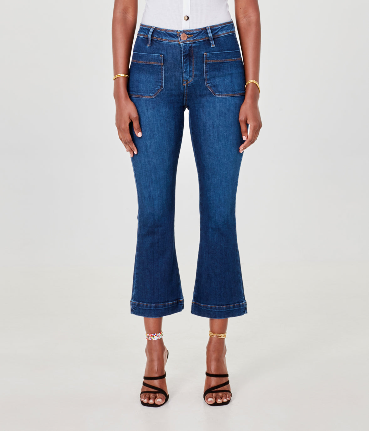 Upload image to gallery, Capri bootcut pants in stretch denim - Lola Jeans
