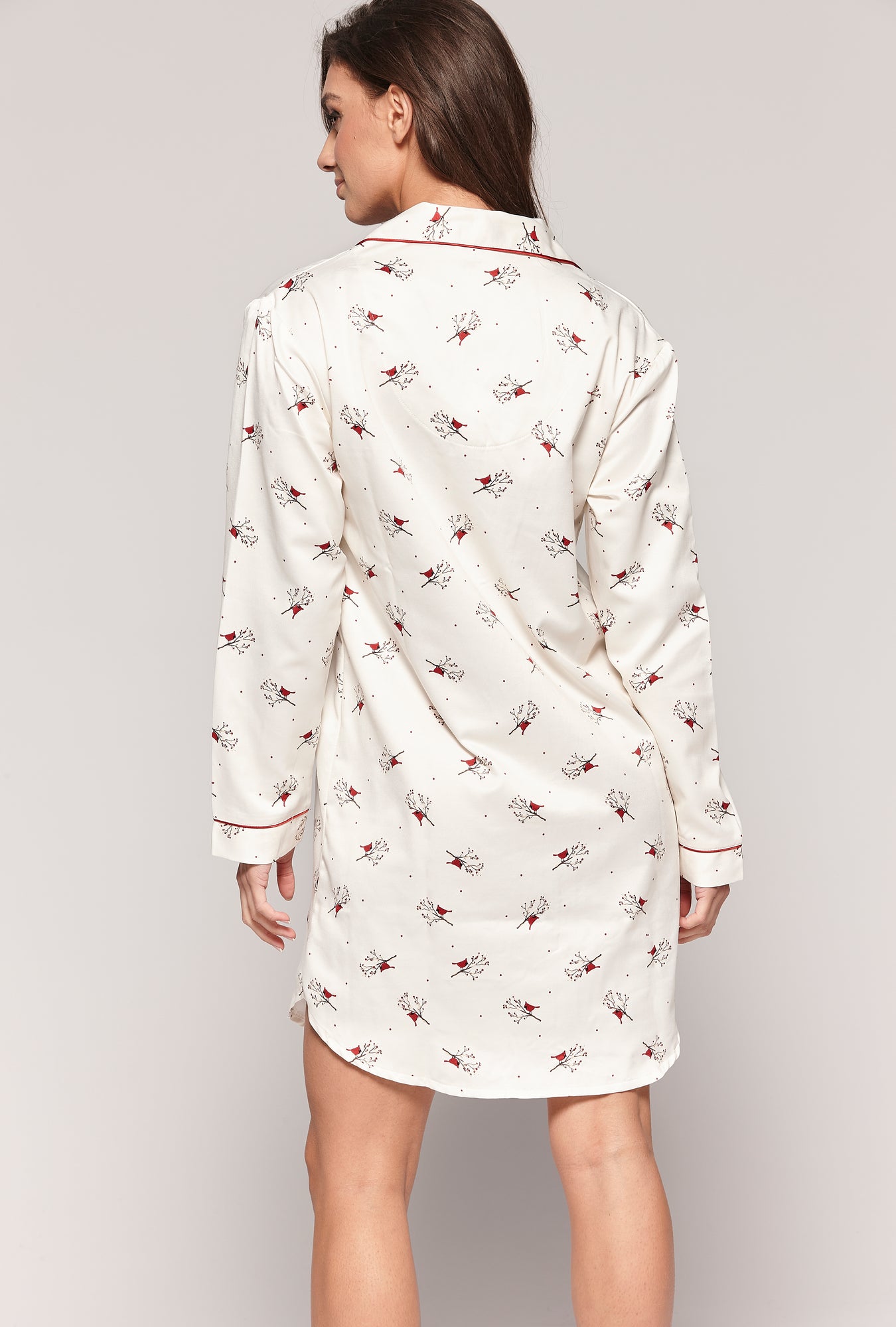 Charger l'image dans la galerie, Chemise en satin brossé imprimée oiseaux
