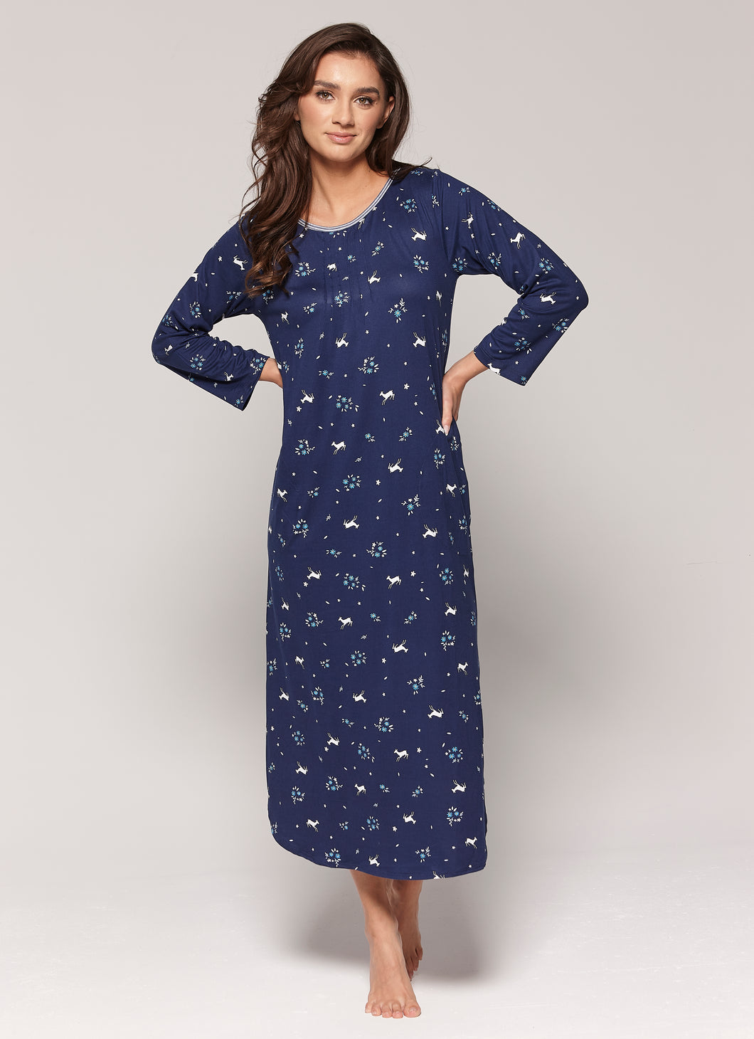 Printed pleated front long nightgown