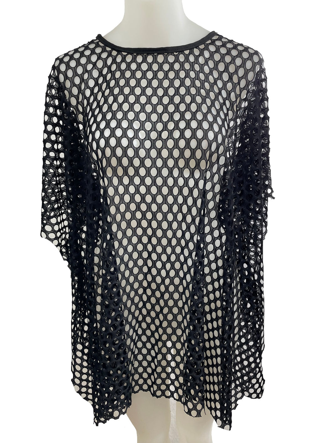 Jersey cover-up or mesh poncho with short bat sleeves