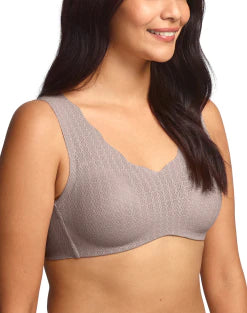 Upload image to gallery, Nouvelle Vague bra without underwire ultra lightweight comfort
