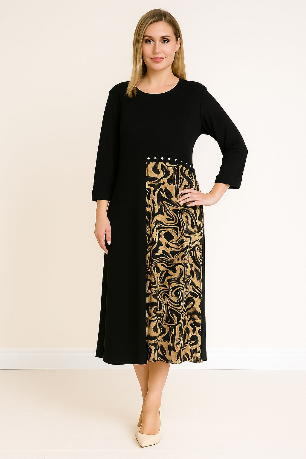 Robe à découpes avec insertion d'imprimé léopard