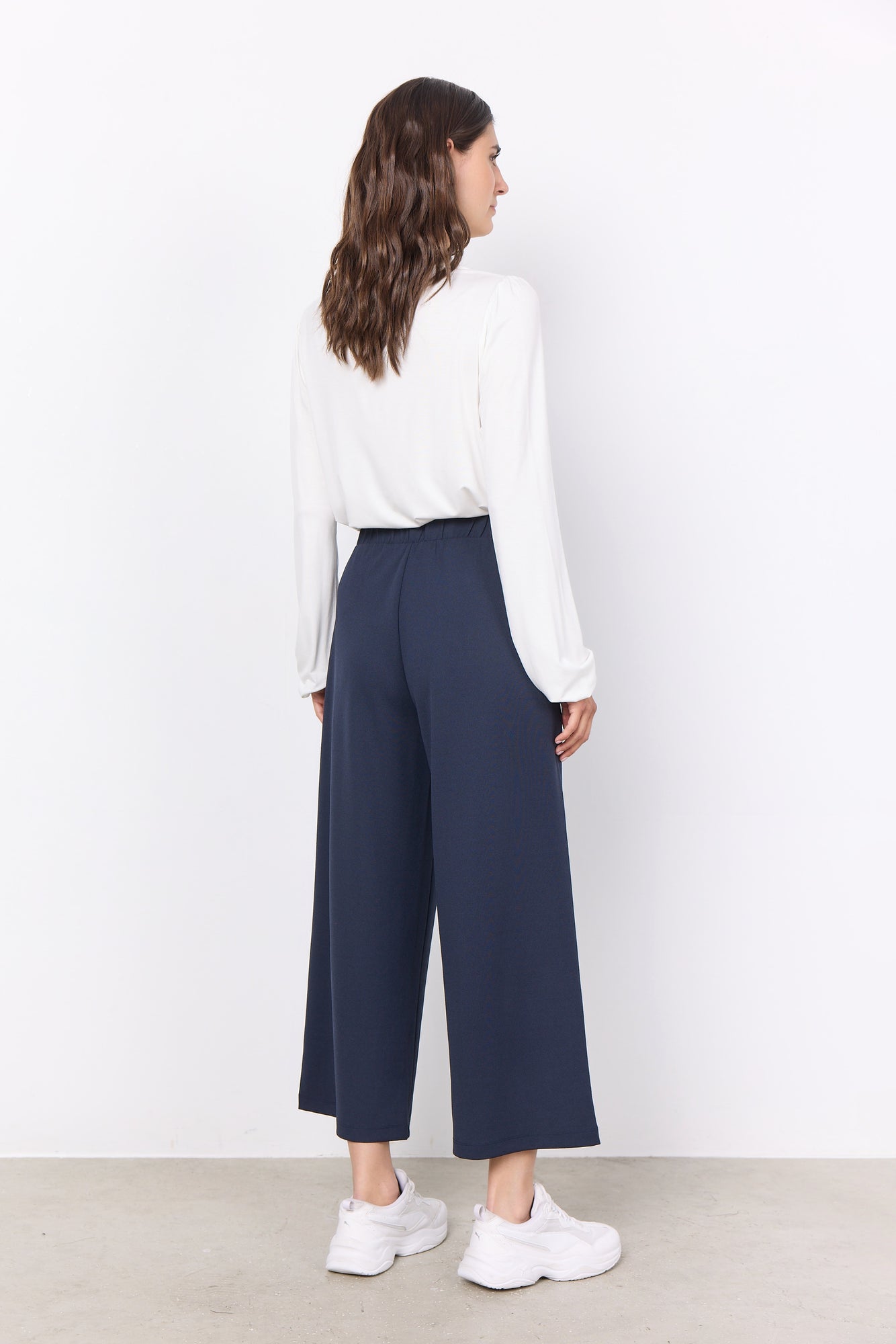 Charger l'image dans la galerie, Pantalon capri à jambes larges - Soya Concept
