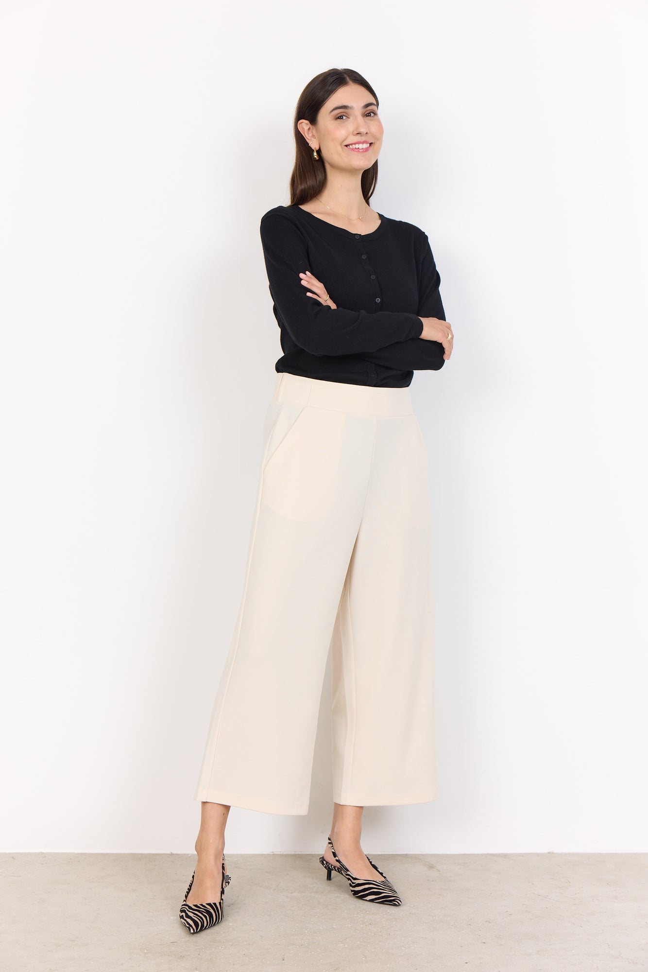 Charger l'image dans la galerie, Pantalon capri à jambes larges - Soya Concept
