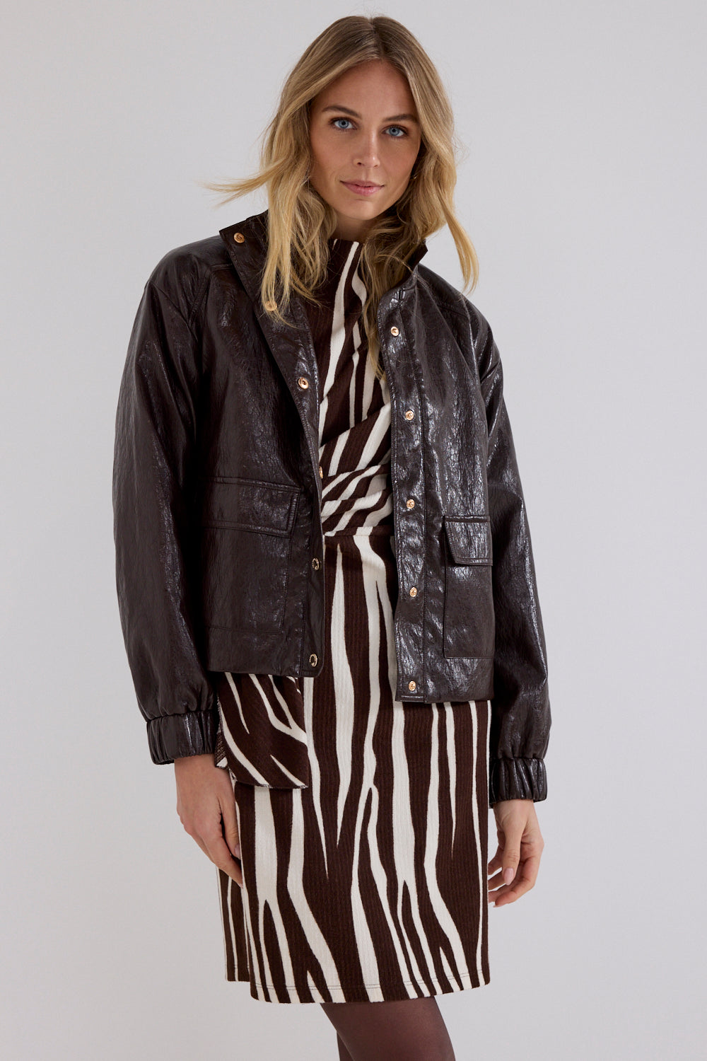 Charger l'image dans la galerie, Veste en simili-cuir craqué - Tramontana
