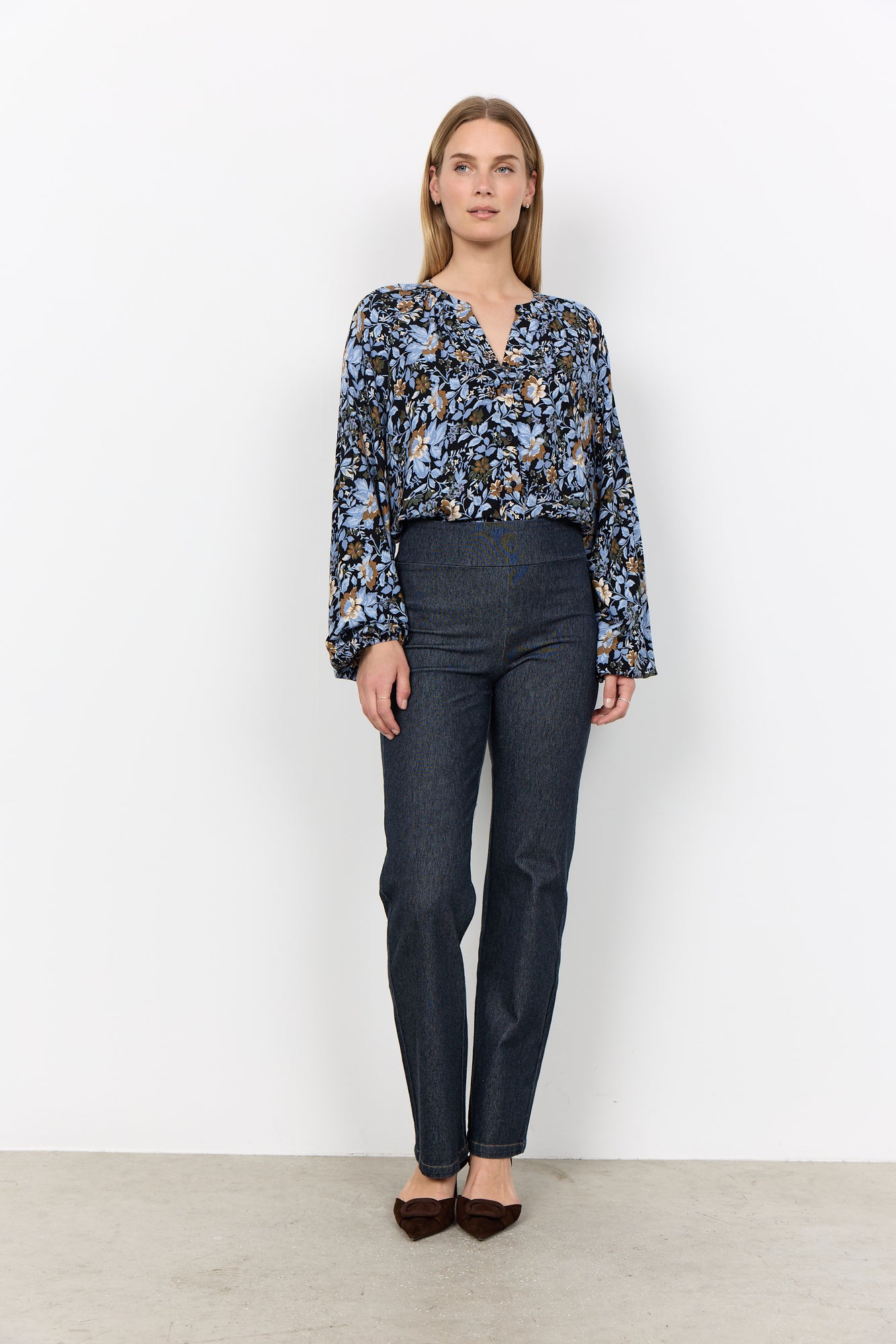 Charger l'image dans la galerie, Pantalon jean à jambe droite
