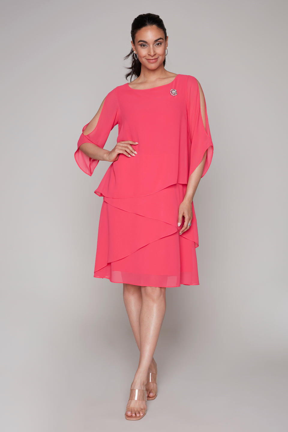 Charger l'image dans la galerie, Robe asymétrique élégante en chiffon - Compli K Noir
