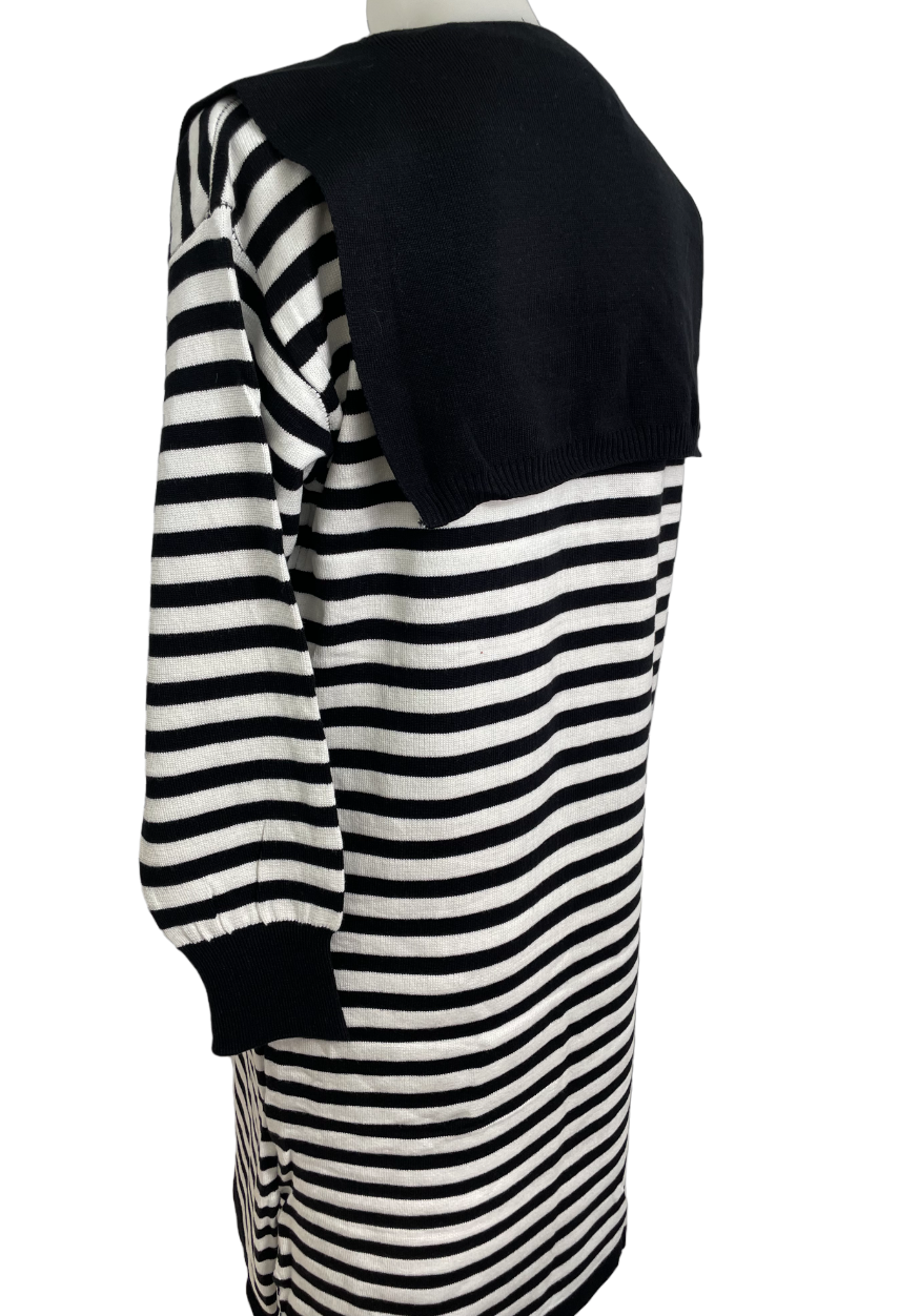 Charger l&#39;image dans la galerie, Robe rayée en tricot avec foulard matelot détachable
