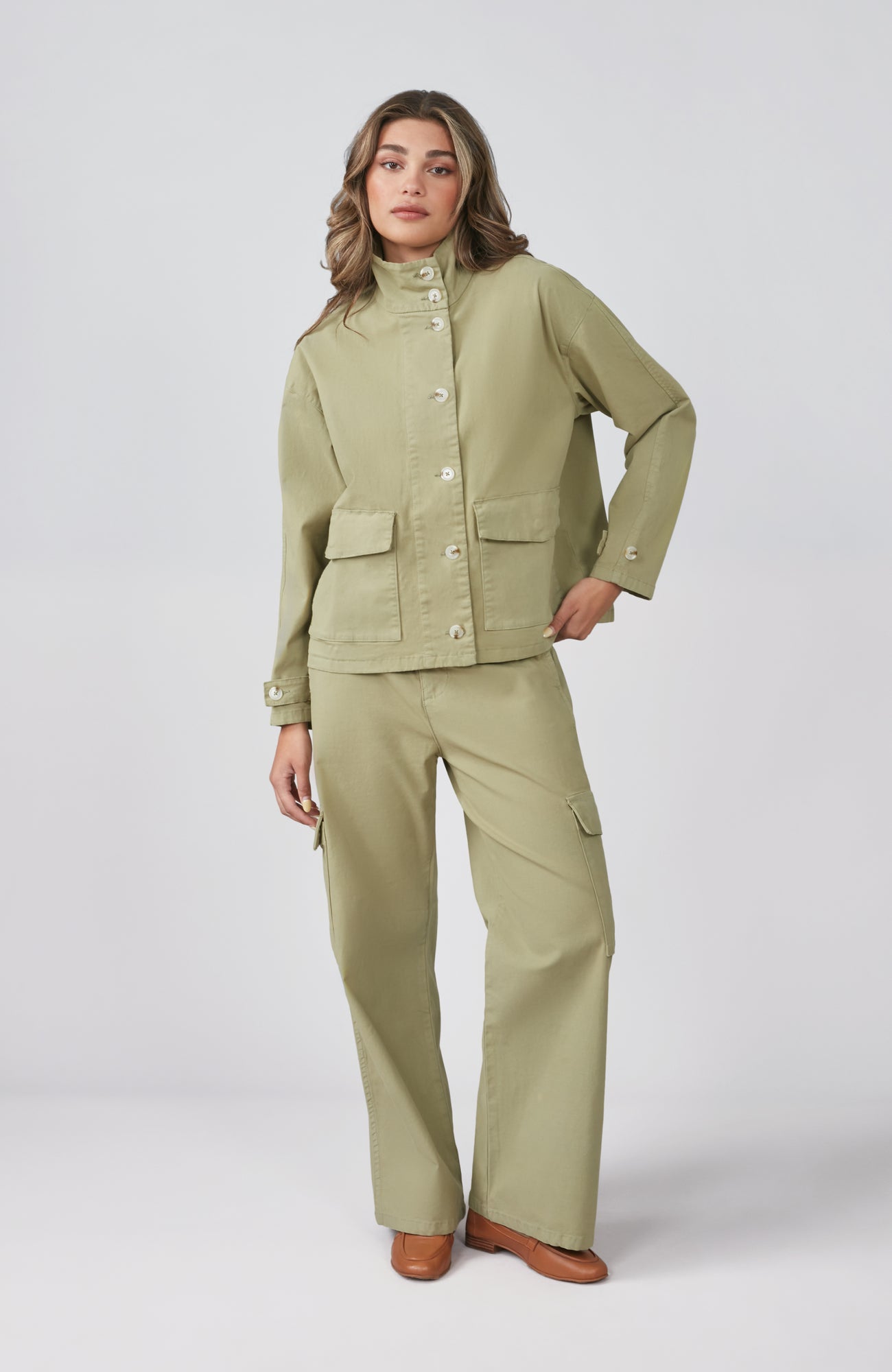 Charger l'image dans la galerie, Veste utilitaire boutonnée à poches plaquées
