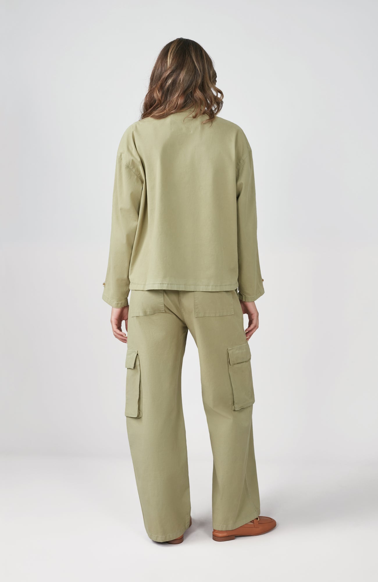 Charger l'image dans la galerie, Veste utilitaire boutonnée à poches plaquées
