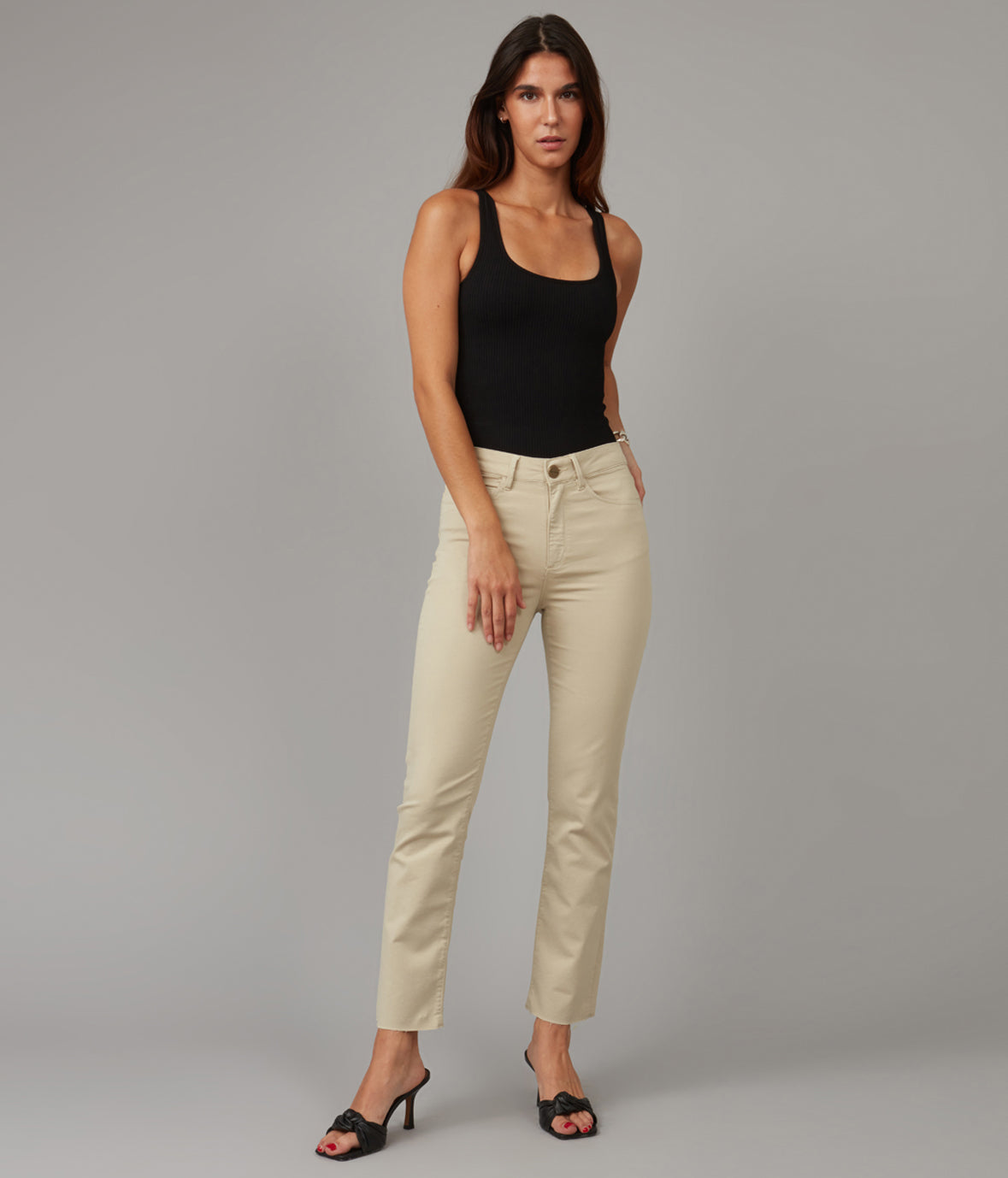 Charger l'image dans la galerie, Pantalon jean slim à taille haute sable
