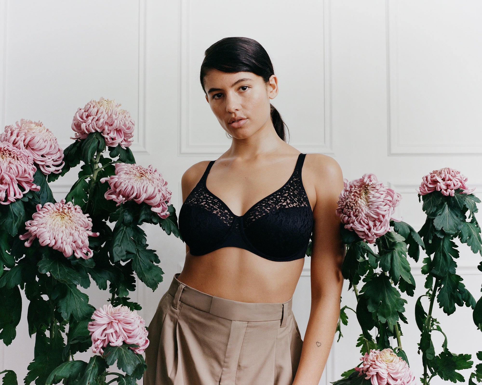 Charger l'image dans la galerie, Soutien-gorge à armature maintien total Norah Comfort - Chantelle
